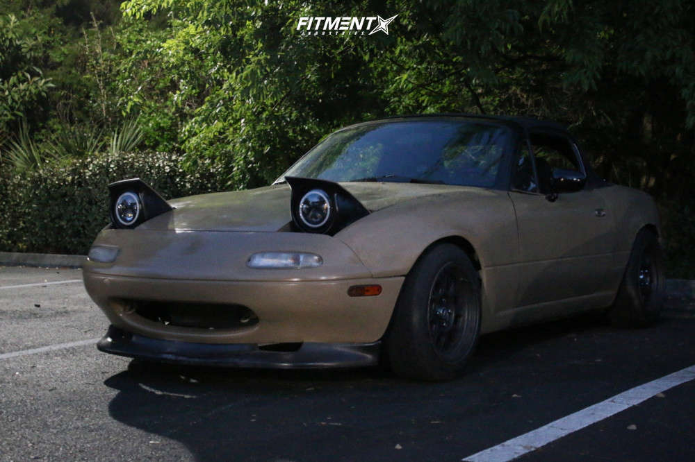 1990 Mazda MX-5 Miata Base with 15x8 Spec-1 SPT-1 and Hankook