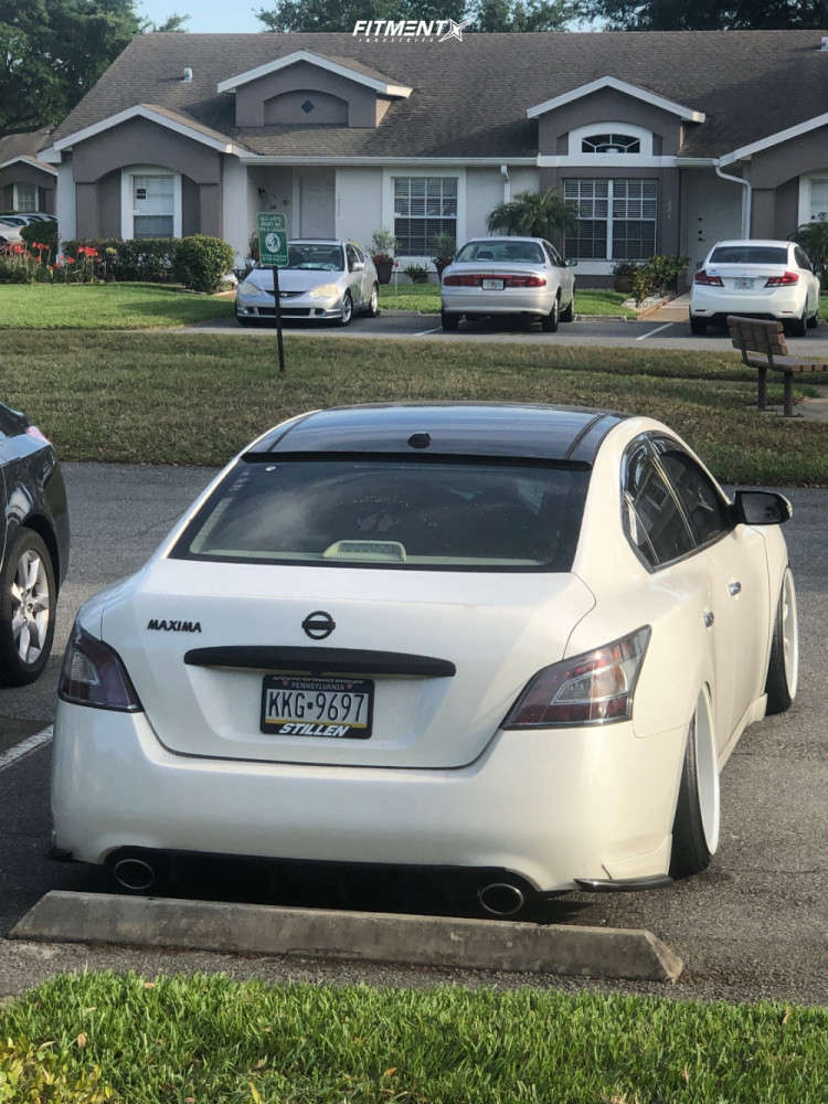 2012 Nissan Maxima SV with 19x9.5 Aodhan DS02 and Hankook 225x35 on Air ...