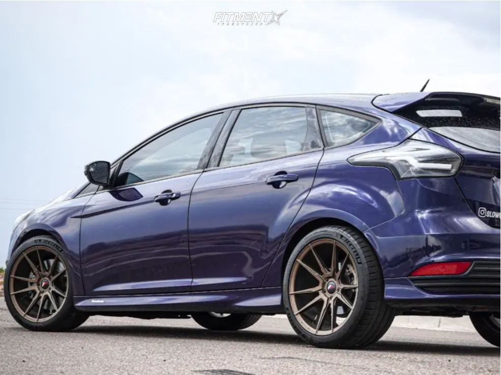 1385448-4-2017-focus-ford-st-