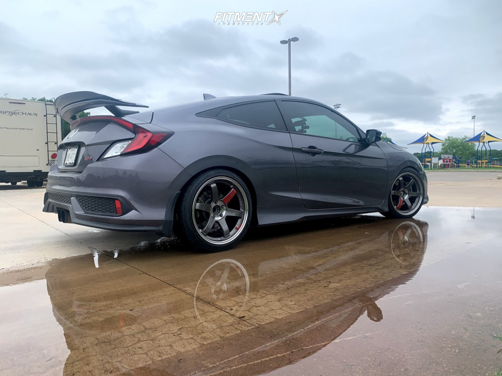 2018 Honda Civic Si on HKS Hipermax coilovers with titanium Volk TE37SL wheels