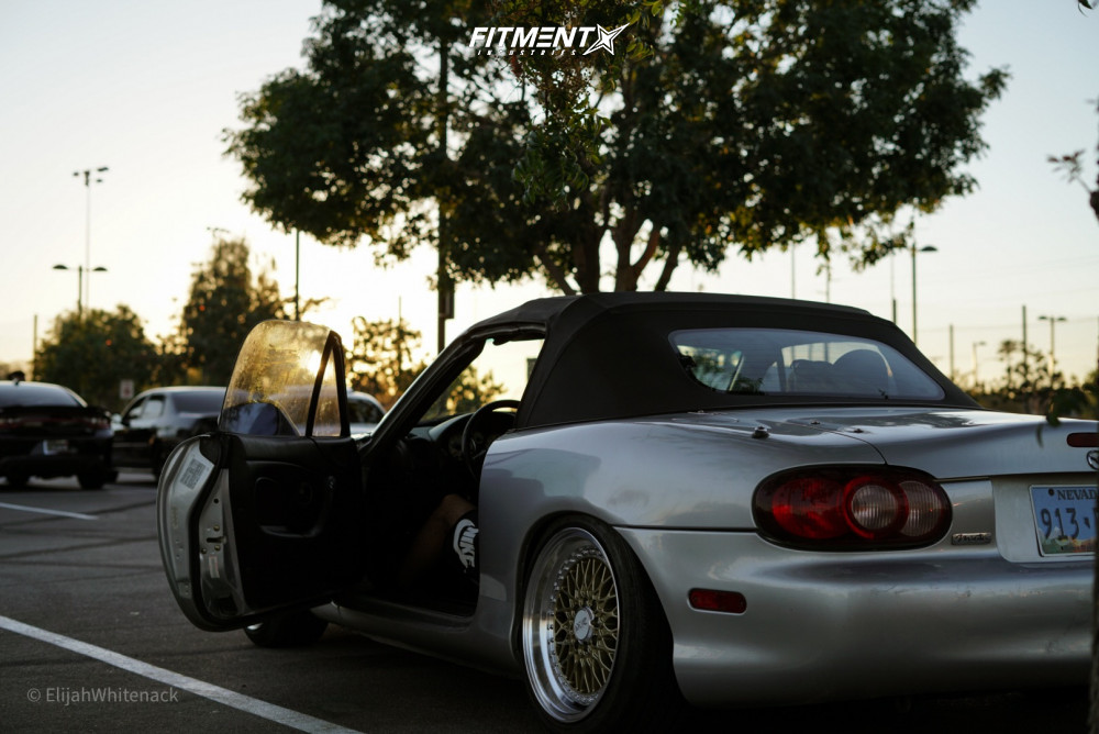 1740878-14-2003-mx-5-miata-
