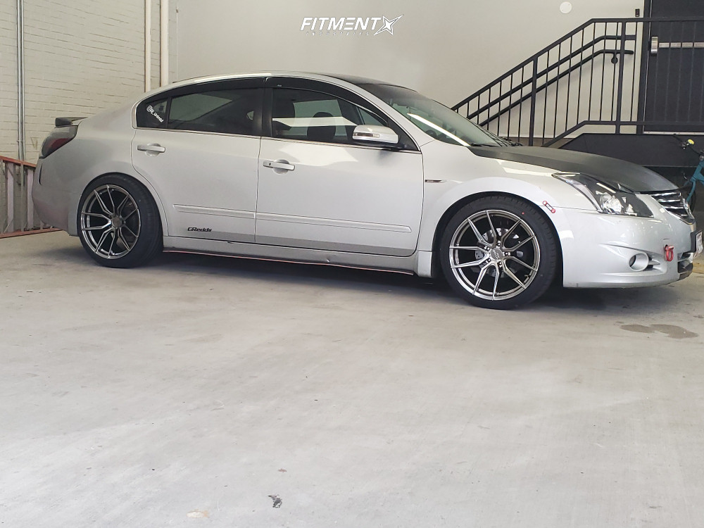 SR NINJA® ZX™-6R Seat Cowl, Pearl Crystal White/667 | Kawasaki Motors