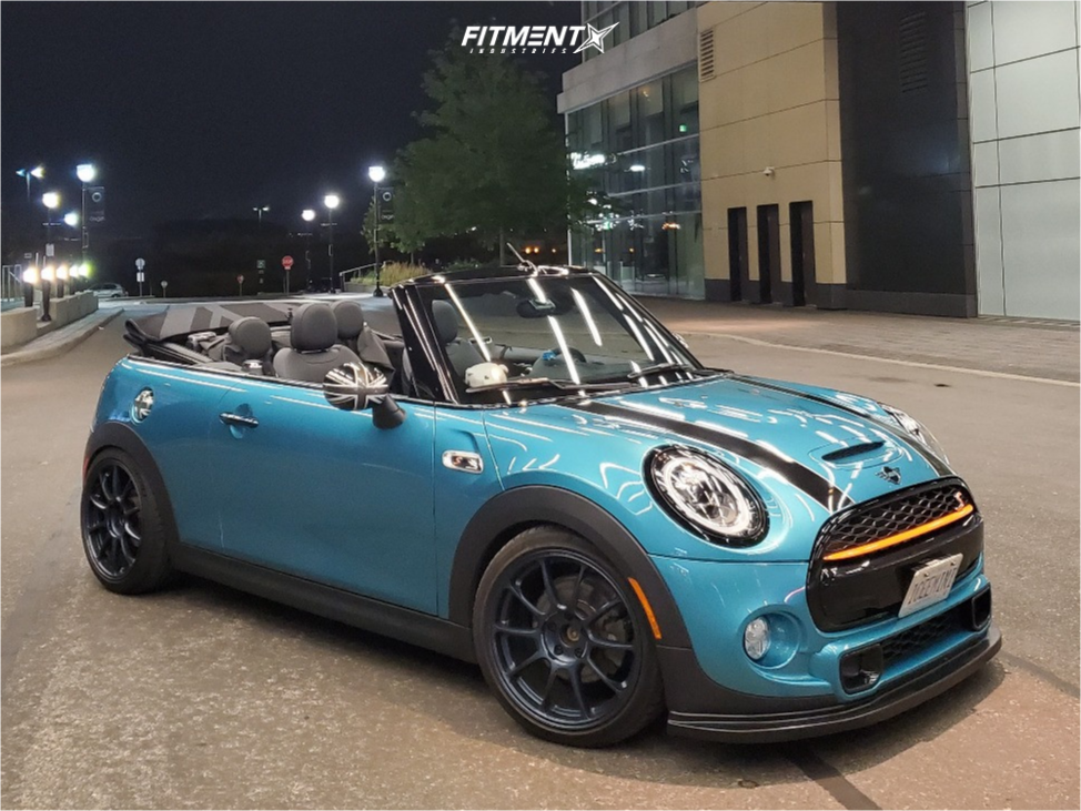 2019 Mini Cooper S with 18x8.5 Volk Ze40 and Michelin 225x40 on