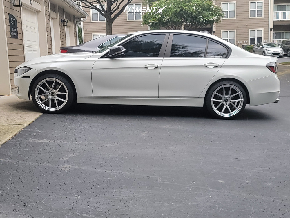 1840090-1-2013-328i-xdrive-bmw