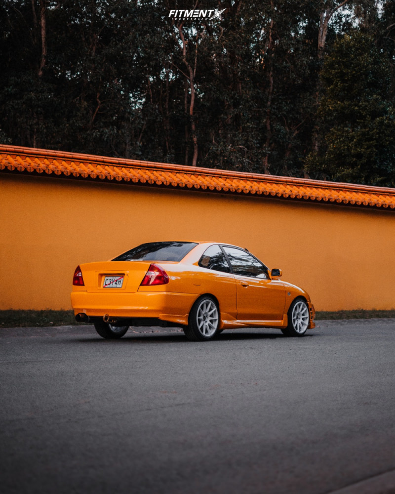 1855646-3-2003-lancer-