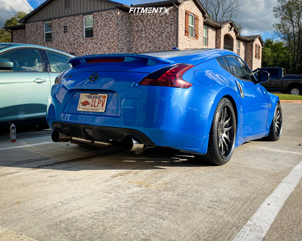 1900125-1-2009-370z-nissan-
