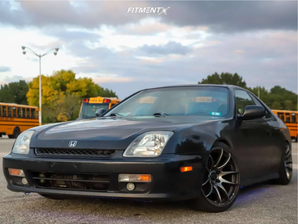2000 Honda Prelude Base with 17x9 Vors Tr4 and Hankook 205x40 on