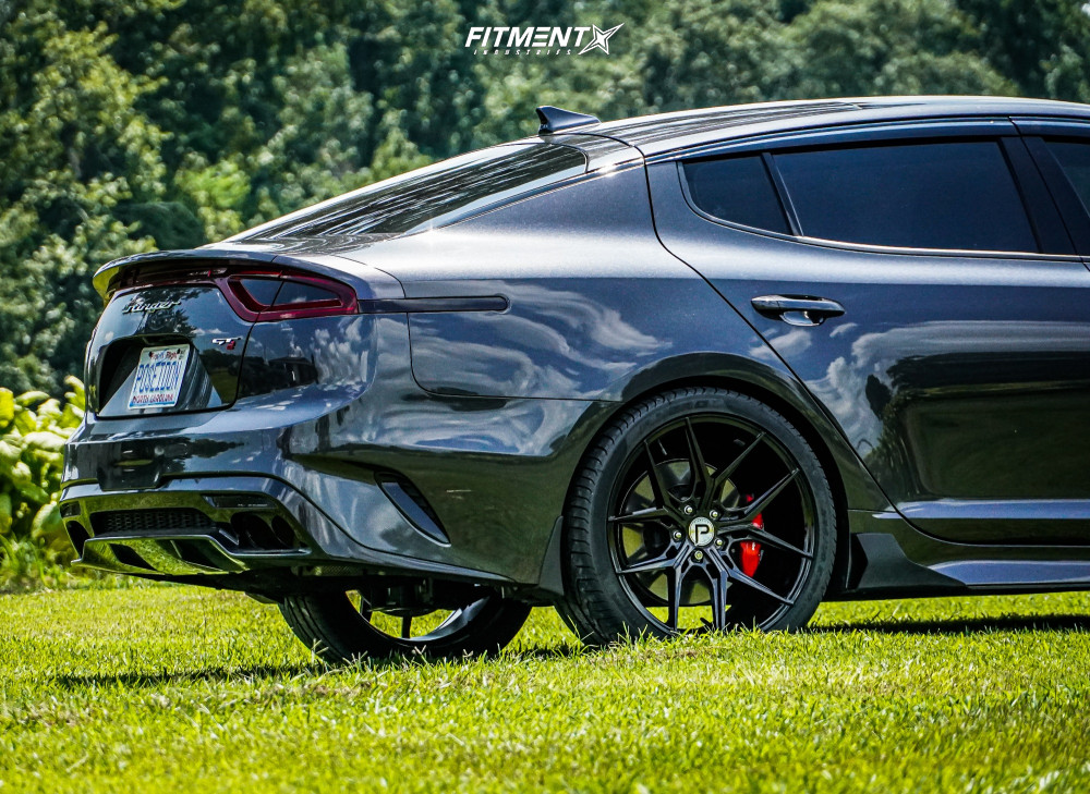 1948494-8-2019-stinger-kia-gt2