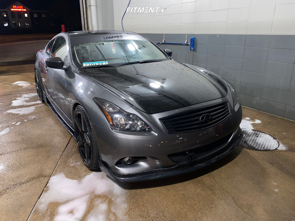 2012 INFINITI G37 X with 20x8.5 KMC District and Venom Power