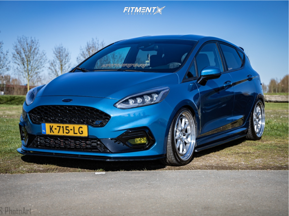2127823-1-2020-fiesta-ford-st-