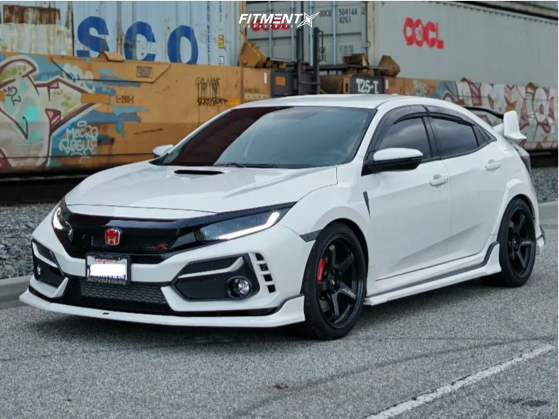 2020 Honda Civic Type R with 19x9.5 Advan Racing GT Beyond and
