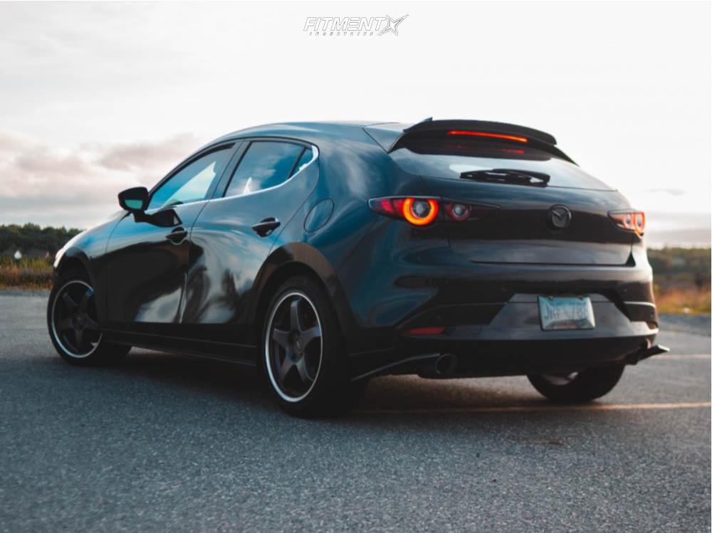 2717048-4-2022-3-mazda-25-