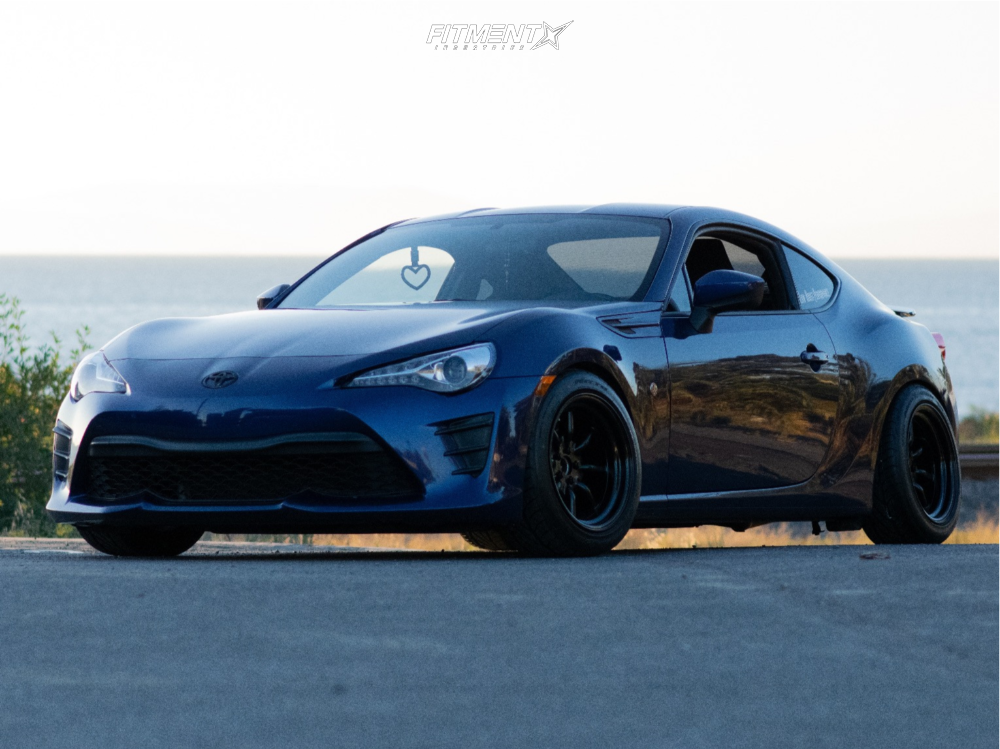 2757946-1-2017-86-toyota-base-