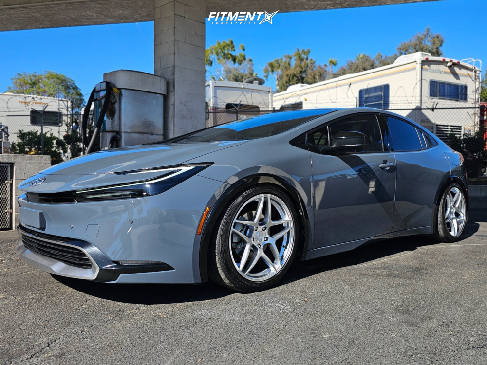 2023 Toyota Prius Prime XSE Premium with 19x8.5 Kansei Astro and