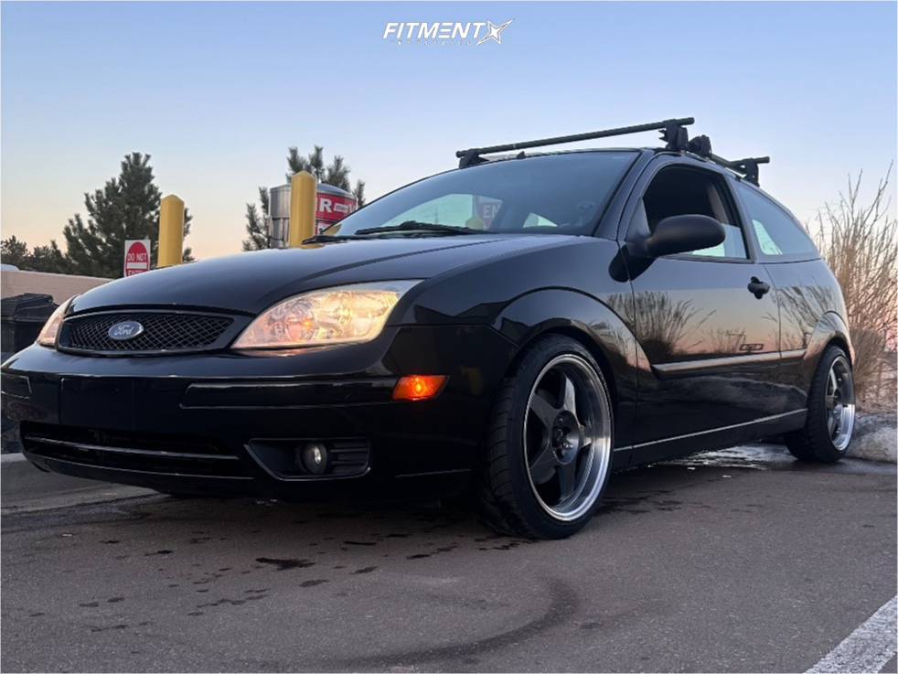 2927701-1-2005-focus-ford-zx3-