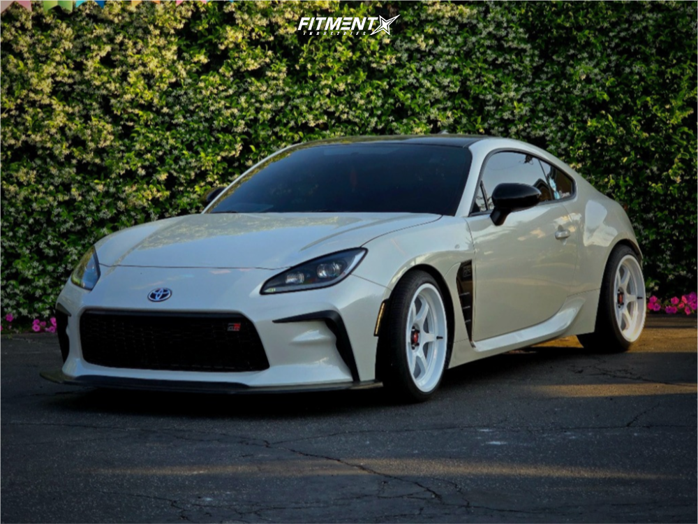 2023 Toyota GR86 Premium with 18x9.5 Aodhan Ah08 and Westlake