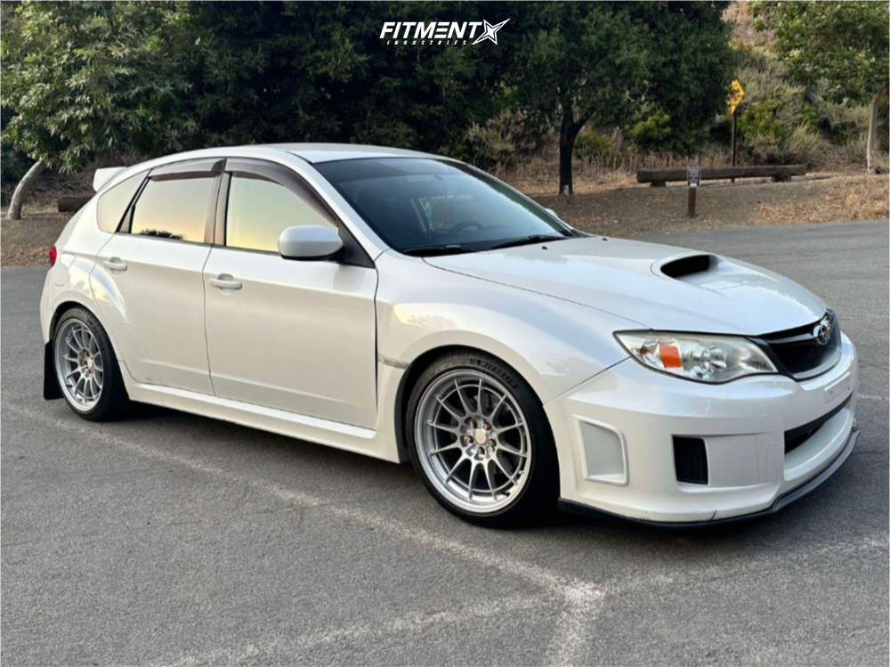 3081906-1-2013-impreza-subaru-