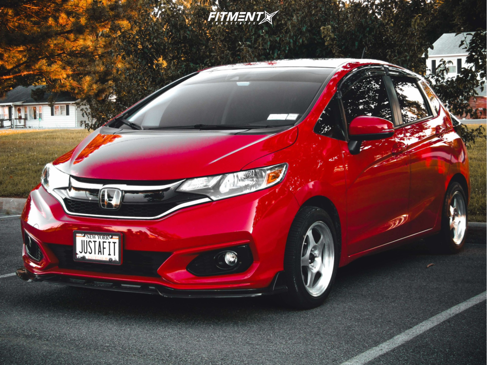 ホンダFIT 2018 Honda Fit EX-L with 15x7 Vors Sp1 and Falken 195x50 on