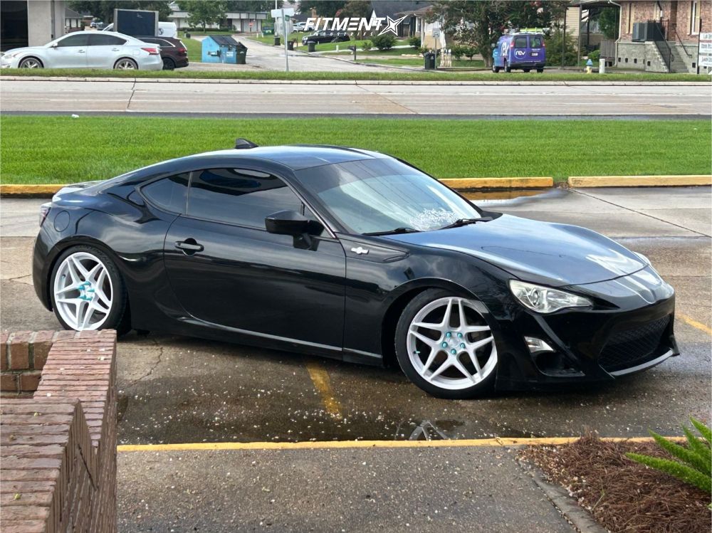 3087562-1-2016-fr-s-scion-base